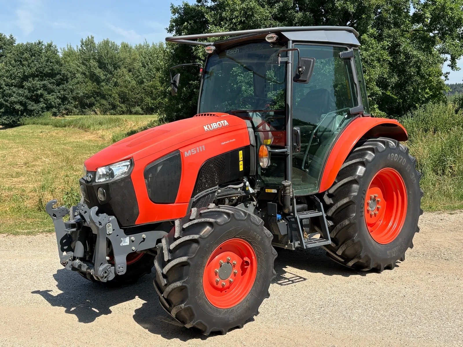 Kubota M5111 vue 1